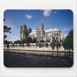 Ansicht der Kathedrale von der Seine, 1163-1345 Mousepad