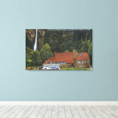 Ansicht der Multnomah Falls Lodge Leinwanddruck (Insitu (Holzboden))