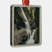 Ansicht der Regenbogen-Fälle Silbernes Ornament (Rechts)