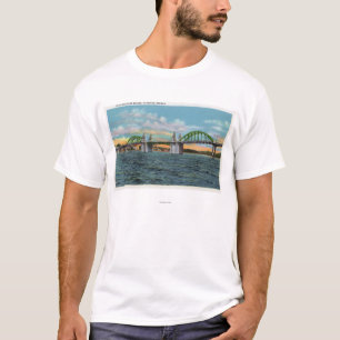 Ansicht der Siuslaw Fluss-Brücke T-Shirt