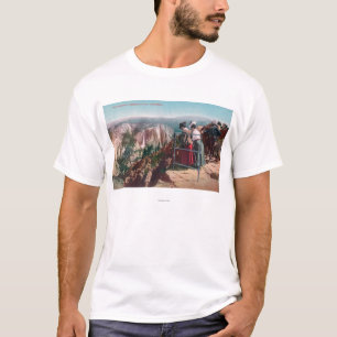 Ansicht der Spalte und des Yosemite-Tales T-Shirt