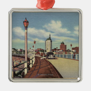 Ansicht der Stadt vom Regenbogen-Pier Silbernes Ornament