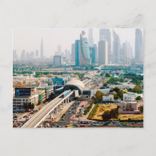 Ansicht der Stadtmetrolinie und -wolkenkratzer Postkarte
