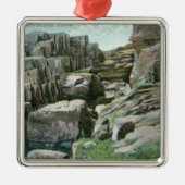 Ansicht der steigenden riesigen Felsen-Schritte in Silbernes Ornament (Vorne)