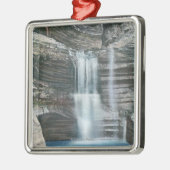 Ansicht der Vorhang-Kaskade Silbernes Ornament (Links)