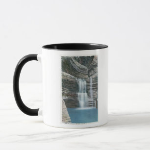 Ansicht der Vorhang-Kaskade Tasse