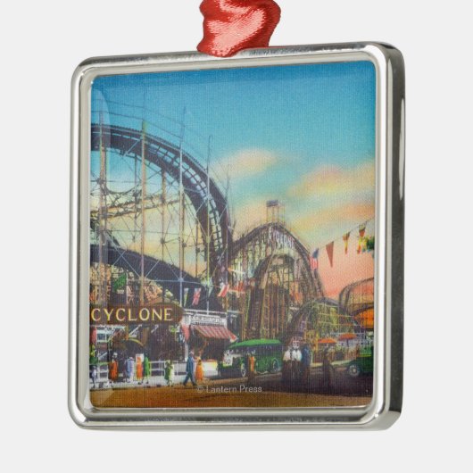 Ansicht der Wirbelsturm-Achterbahn # 1 Silbernes Ornament (Links)