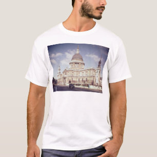 Ansicht des Äußeren, aufgebaut 1695-1711 T-Shirt