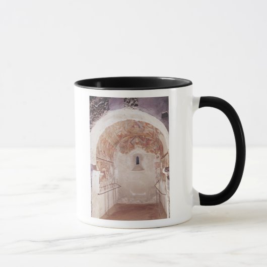 Ansicht des Chores mit Freskos Tasse (Rechts)