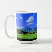 Ansicht des Flatirons vom CU Boulder-Campus Kaffeetasse (Links)