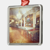 Ansicht des Halls von Kämpfen Ornament Aus Metall (Links)