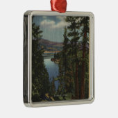 Ansicht des Sees durch die Kiefern # 2 Ornament Aus Metall (Rechts)