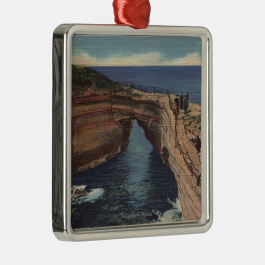 Ansicht des Topfes des Teufels u. der Silbernes Ornament (Rechts)