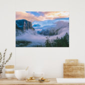 Ansicht des Yosemite-Tunnels mit Nebel Poster (Küche)