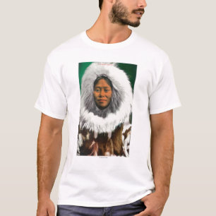 Ansicht einer Eskimoschönheit T-Shirt