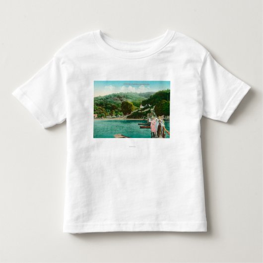 Ansicht einer Familie auf See DockInverness, CA Kleinkind T-shirt (Vorderseite)