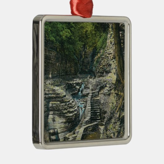 Ansicht einer Hängebrücke Silbernes Ornament (Rechts)