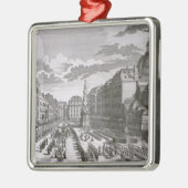 Ansicht einer Prozession im Graben Silbernes Ornament (Links)