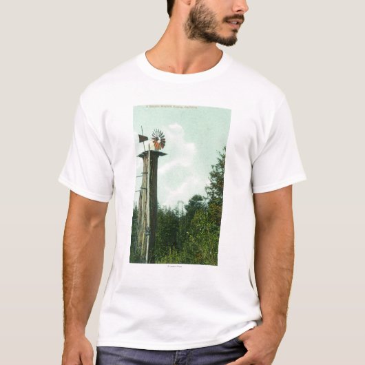 Ansicht eines Mammutbaum-Winds MillEureka, CA T-Shirt (Vorderseite)