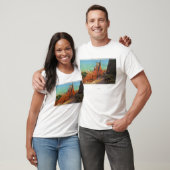 Ansicht Gullivers von Schloss und von neuen Spuren T-Shirt (Unisex)