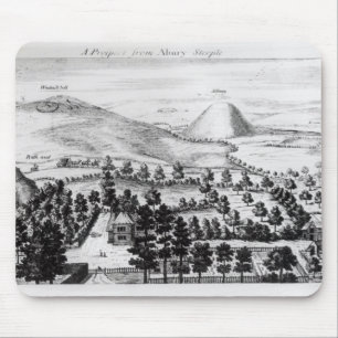 Ansicht von Avebury Steeple von Silbury Hügel Mousepad