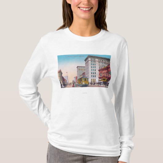 Ansicht von Broadway mit Straße CarOakland, CA T-Shirt (Vorderseite)