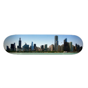 Ansicht von Chicago-Skylinen durch Michigansee Skateboard