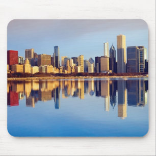 Ansicht von Chicago-Skylinen mit Reflexion Mousepad