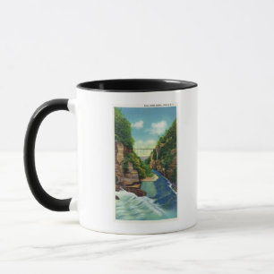 Ansicht von Fall-Nebenfluss-Schlucht Tasse
