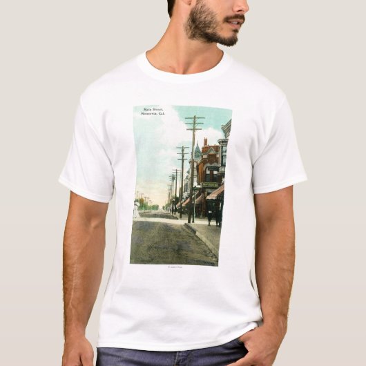 Ansicht von HauptStreetMonrovia, CA T-Shirt (Vorderseite)