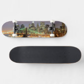 Ansicht von Lower Manhattan und von Skateboard (Horizontal)