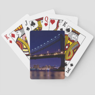 Ansicht von Manhattan-Brücke nachts Spielkarten