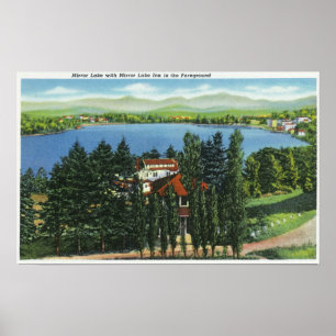 Ansicht von Mirror See und von Mirror See-Gasthaus Poster
