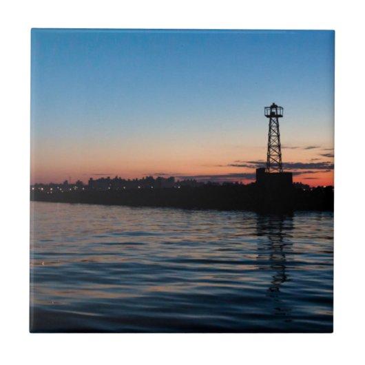 Ansicht von Montevideo an der Dämmerung, Uruguay Fliese (Vorderseite)