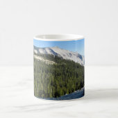 Ansicht von Olmstead Point, Yosemite, CA Kaffeetasse (Mittel)