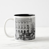Ansicht von Piccadilly Zirkus, C. 1900 Zweifarbige Tasse (Links)