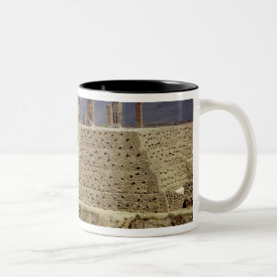 Ansicht von Pyramide B, Vor-Kolumbianisch Zweifarbige Tasse
