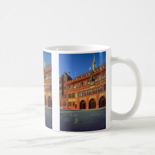 Ansicht von Rathaus von Basel, die Schweiz Kaffeetasse