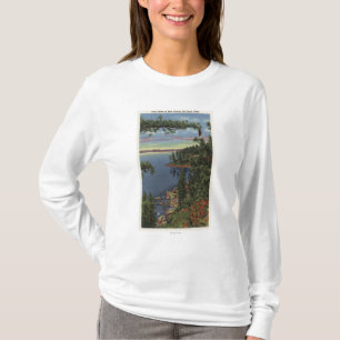 Ansicht von See durch Zuckerkiefern T-Shirt