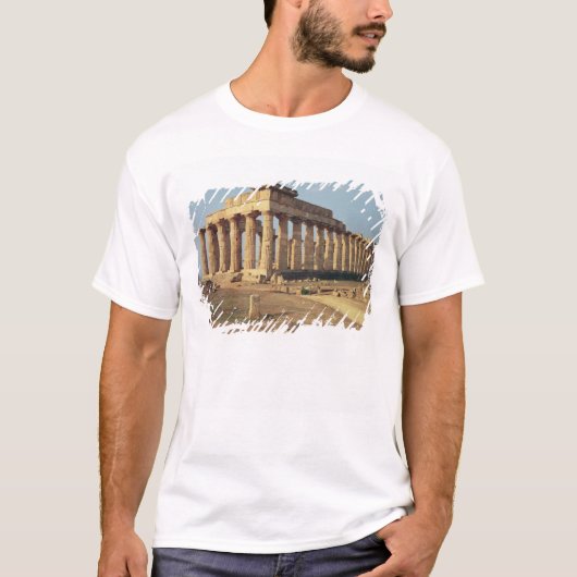 Ansicht von Tempel E, c.490-480 BC T-Shirt (Vorderseite)