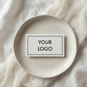 Anspruchsvolle Schwarz-Weiß-Logo-Minimal Visitenkarte