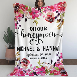 Anstrichene Blume auf unserer Flitterwoche Fleecedecke