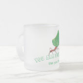Ant mit einem großen Blatt Mattglastasse (Vorderseite Links)