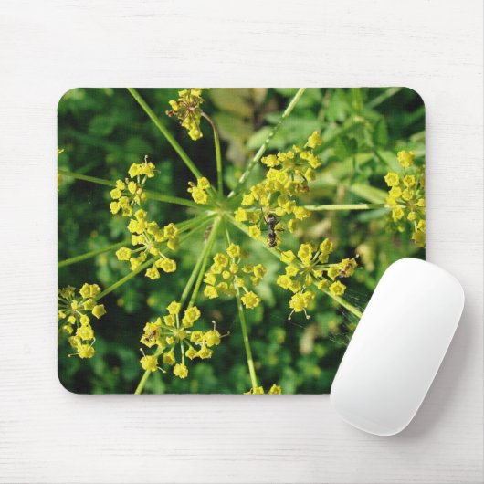 Ant, Web und Blume mit gelbem Senf Mousepad (Mit Mouse)