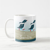 antarktischer Strand mit Adelie Penguins Kaffeetasse (Links)