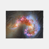AntennenGalaxien Fleecedecke (Vorderseite (Horizontal))