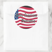Anti-fascism is Patriotic Runder Aufkleber (Tasche)