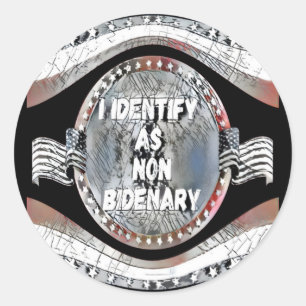 Anti-Joe Biden Zitat, ich identifiziere mich als n Runder Aufkleber