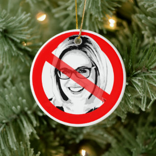 Anti Kyrsten Sinema Durchgestrichenes Gesicht Keramik Ornament