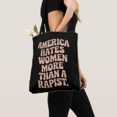 Anti Trump Anti MAGA Protest Feminist Aktivist Tasche (Von Nahem)